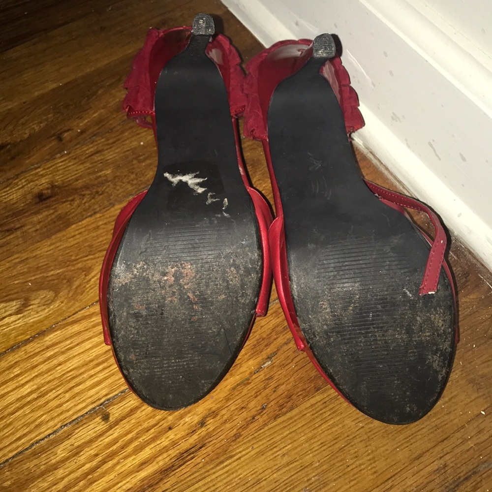 Red Rouge heels - Picture 3 of 3